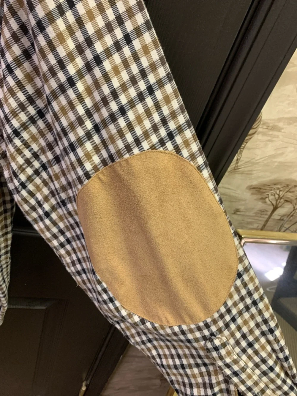 Boyt Harness Company Men's Plaid Button-Down Shirt with Tan Elbow Patches - Picture 4 of 8
